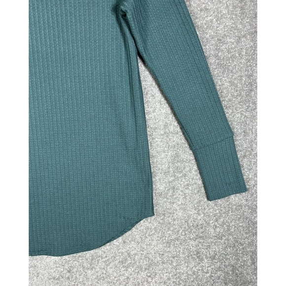 Chasor‎ Thermal Knit Button Cuff Pullover Top Womens Size Medium Teal Curved Hem - Picture 11 of 14